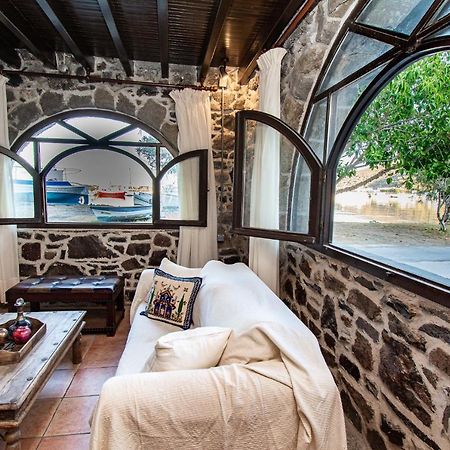 Plousiadi΄S Stone House Appartement Skála Buitenkant foto