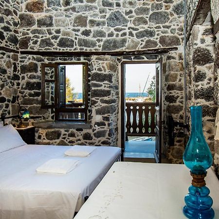 Plousiadi΄S Stone House Appartement Skála Buitenkant foto