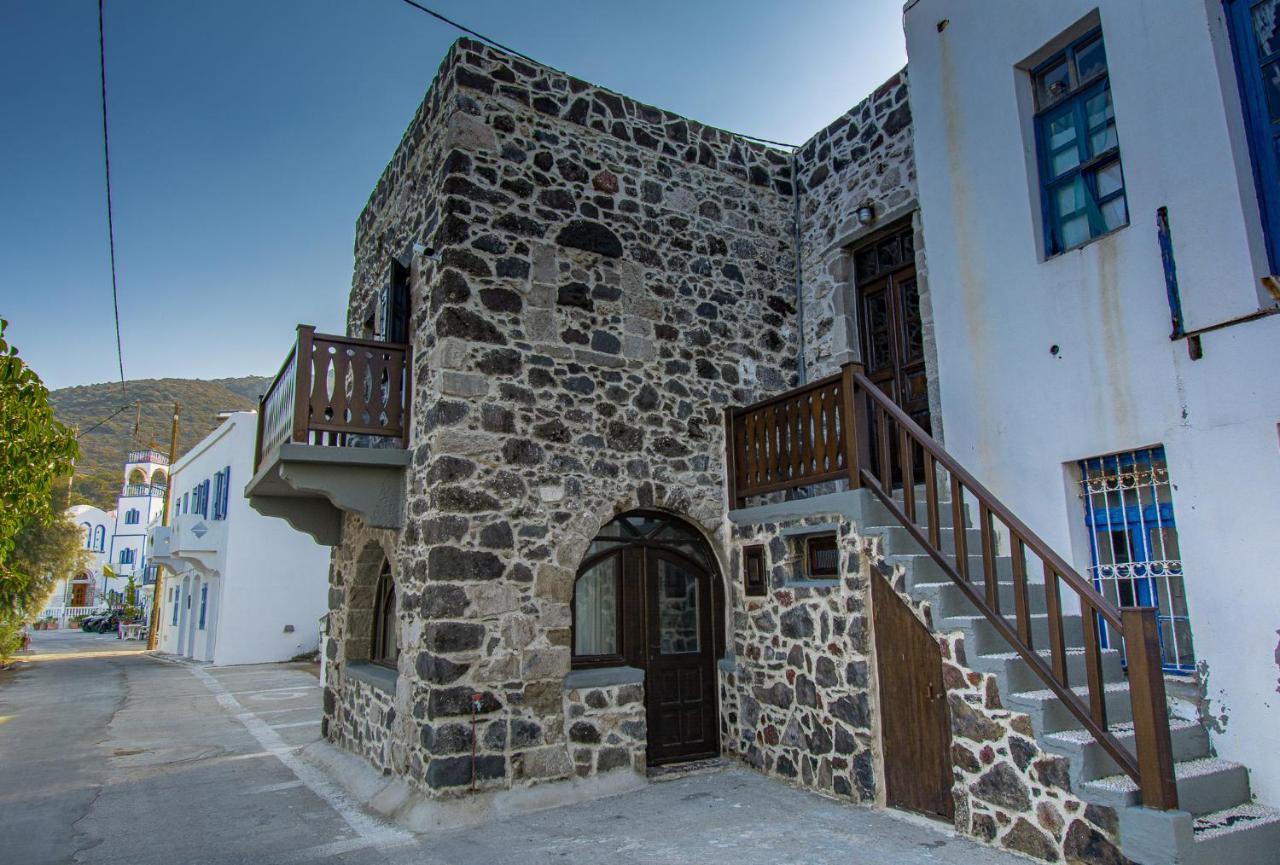Plousiadi΄S Stone House Appartement Skála Buitenkant foto