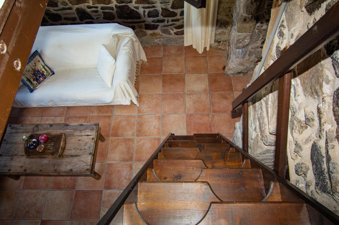 Plousiadi΄S Stone House Appartement Skála Buitenkant foto