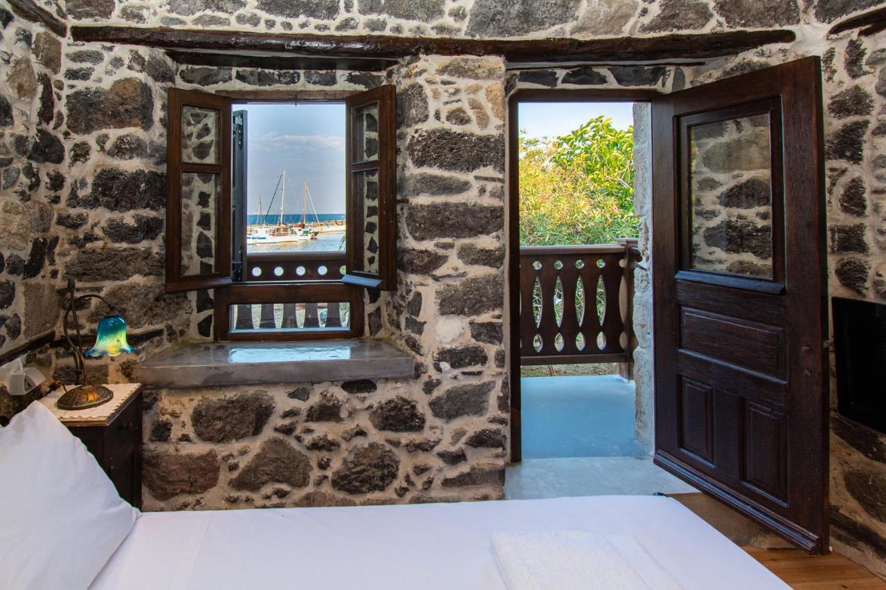 Plousiadi΄S Stone House Appartement Skála Buitenkant foto